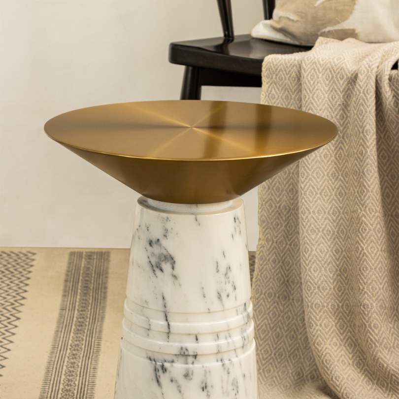 Ebb Table
