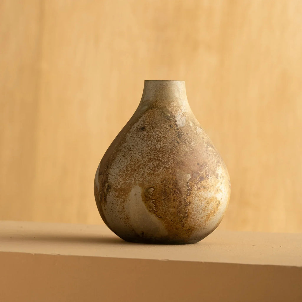 Lyco Vase