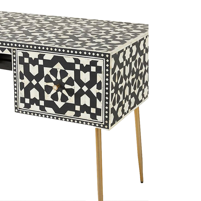 Valeria Study Table