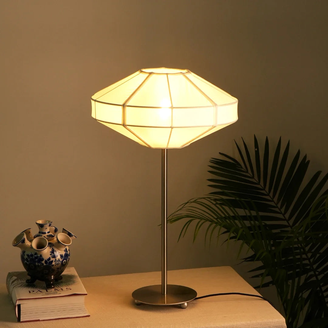 Luxe Collection - Stockholm Lamp