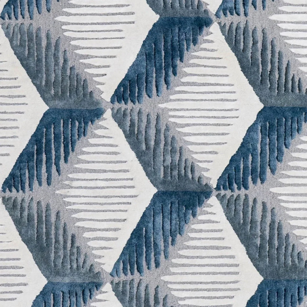 Esso Wool & Silk Rug