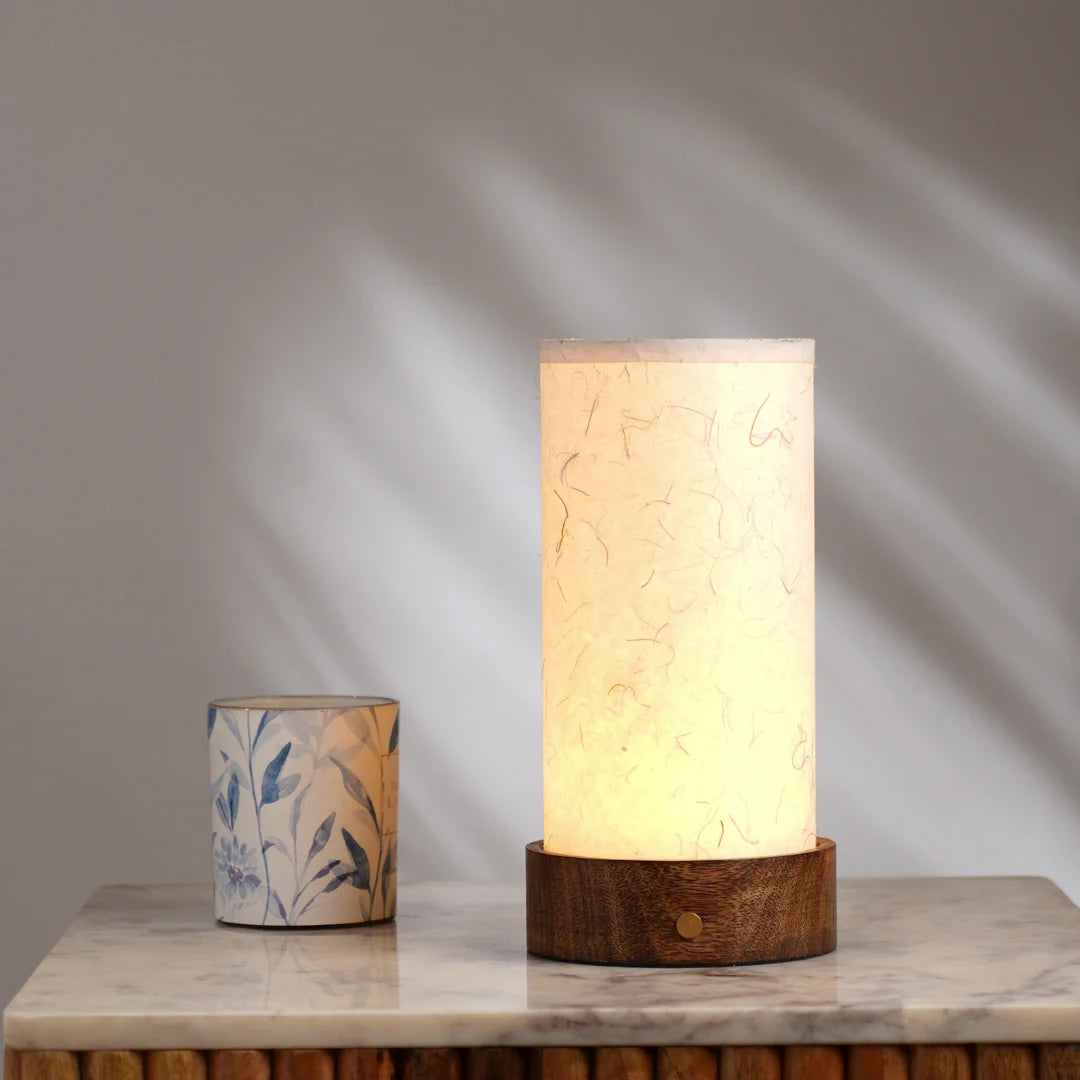 Magnus Touch Lamp
