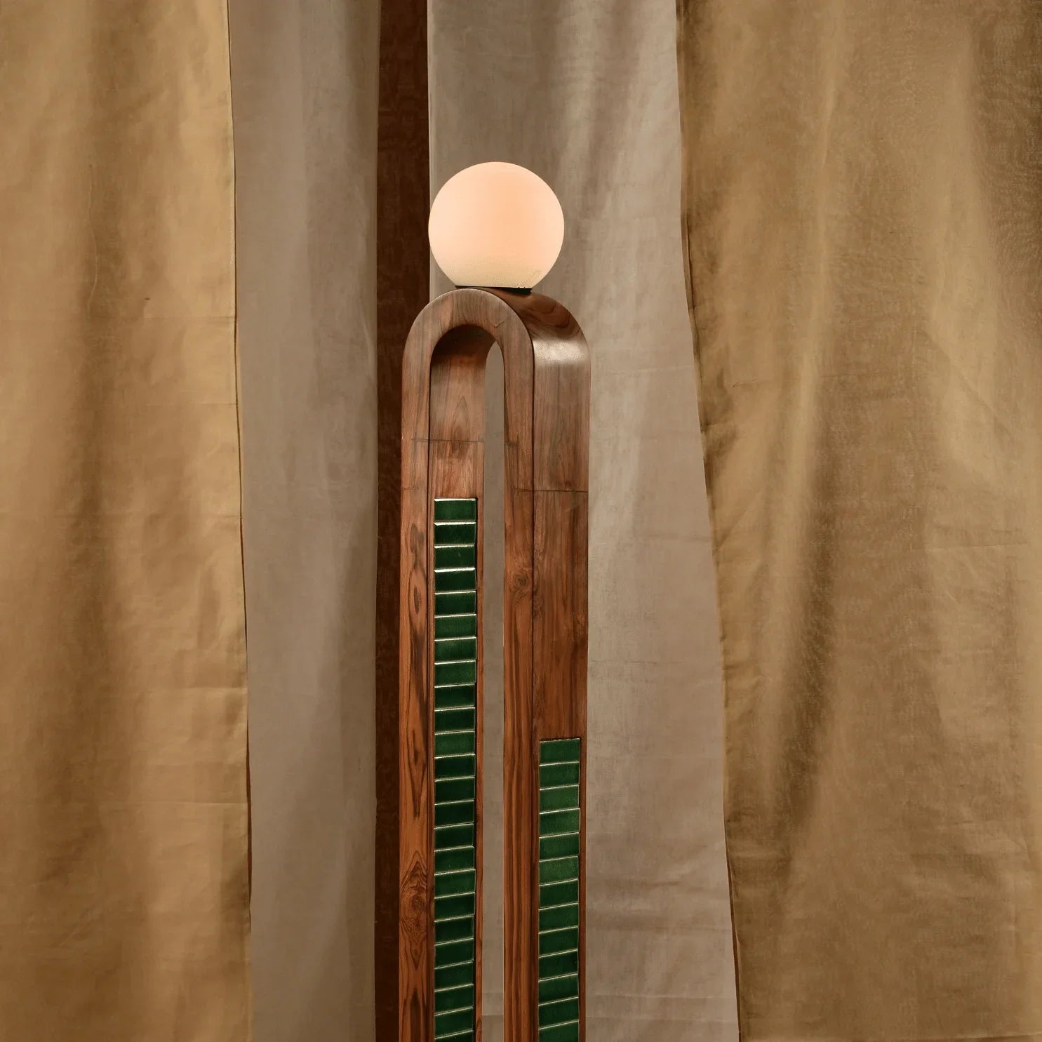 Parabola Floor Lamp