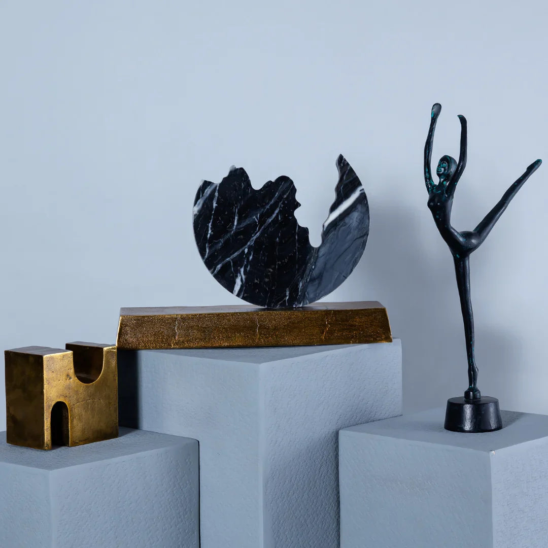 Lea Showpiece Object