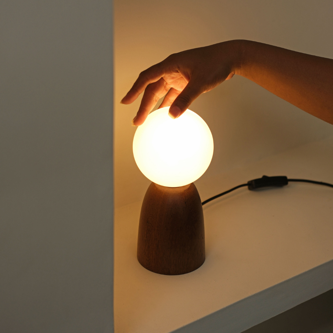 Pila Table Lamp