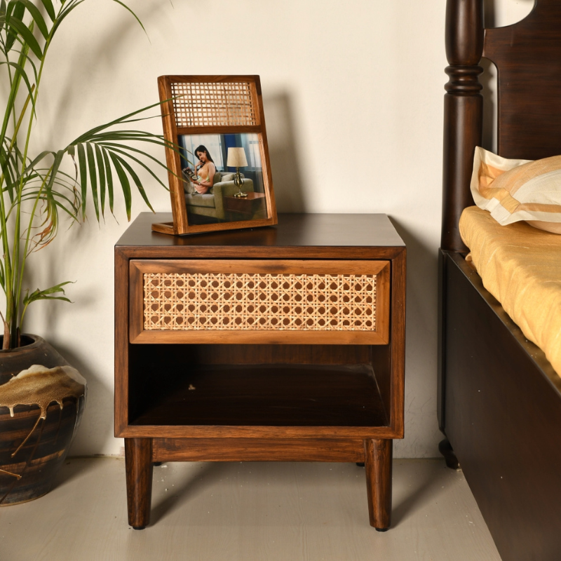 Sirhi Bedside Table