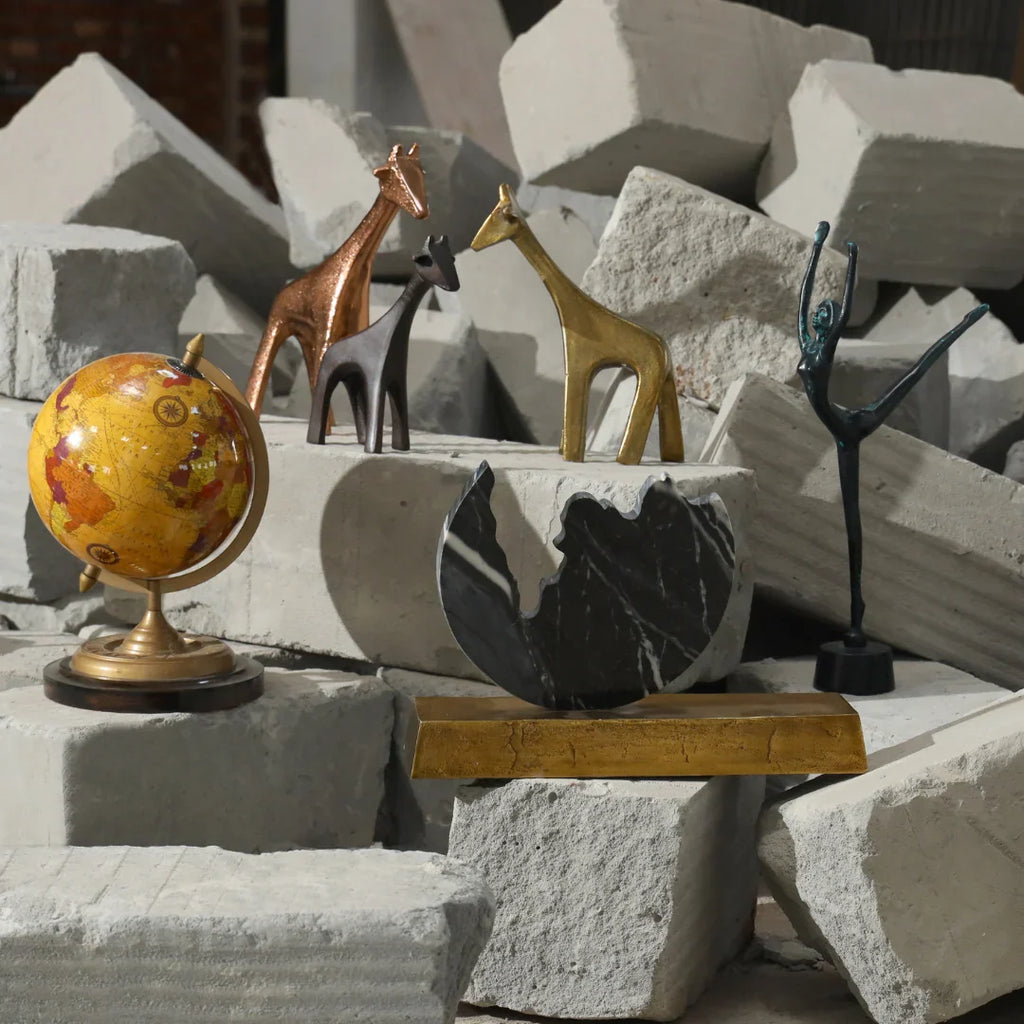 Lea Showpiece Object