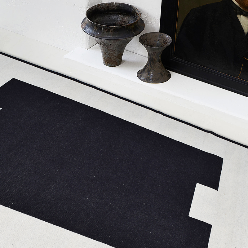 Chain Reversible Rug