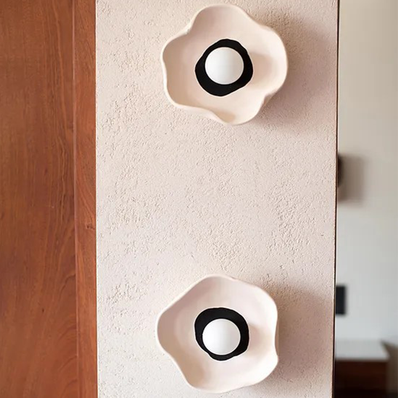 Flower Wall Light (Single)