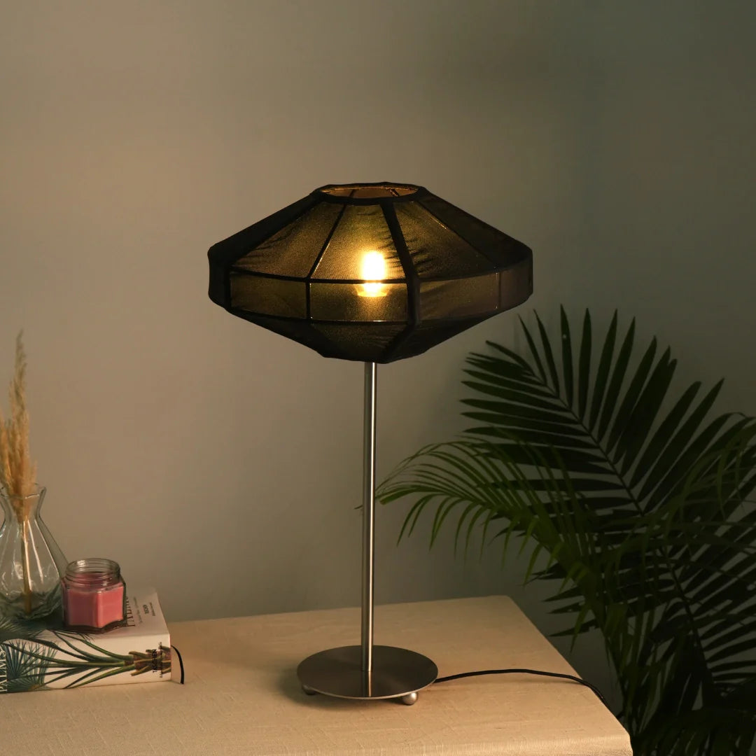 Luxe Collection - Stockholm Lamp