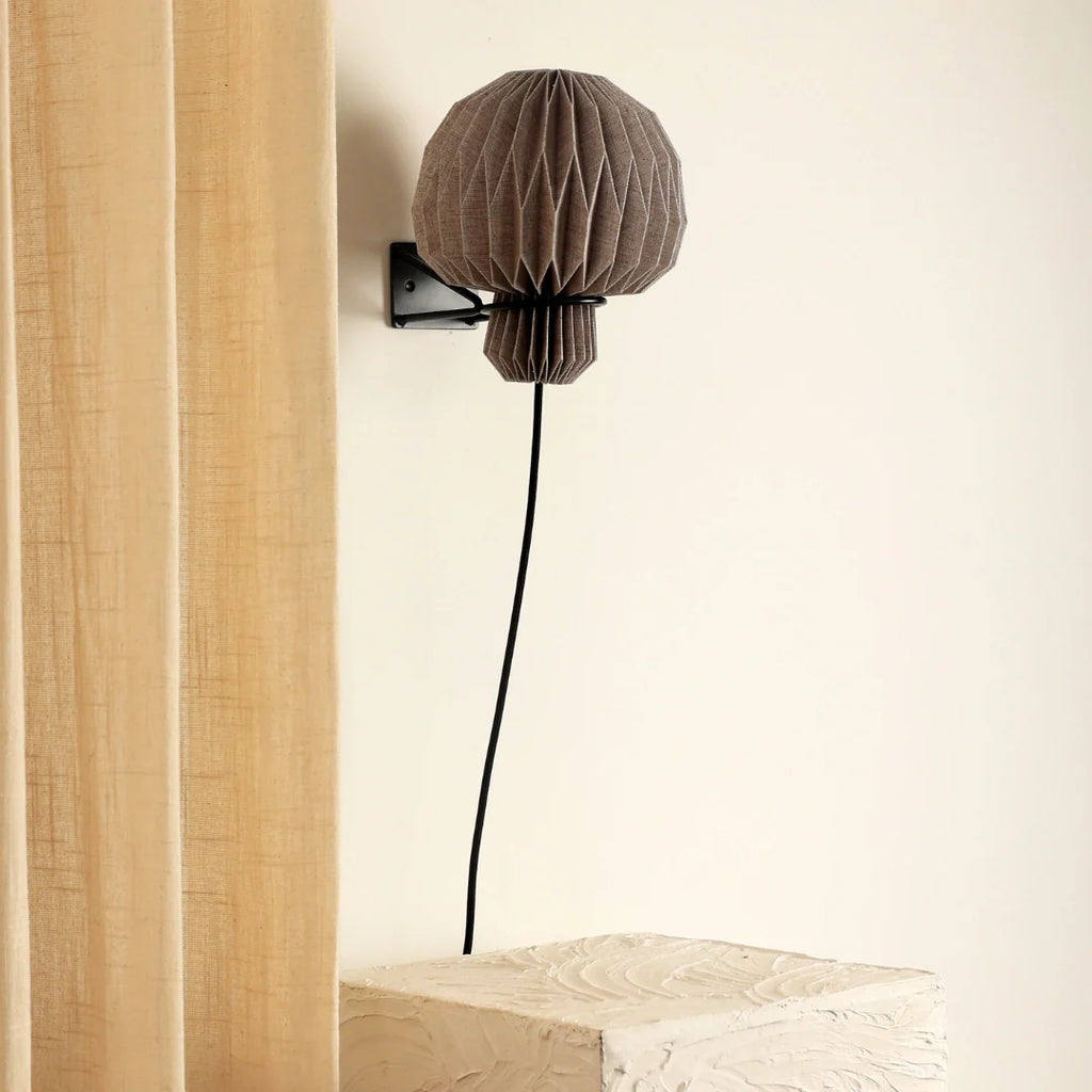 Amber Sconce Origami Wall Lamp