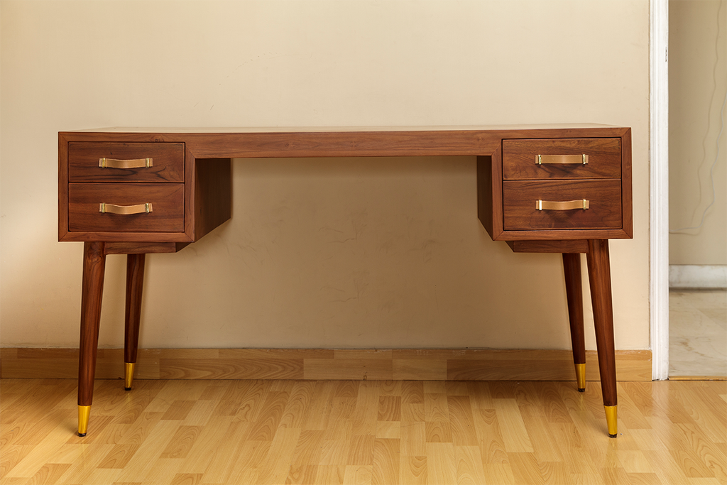 Lorna Study Table