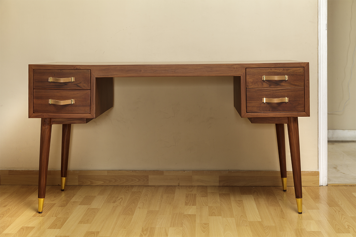 Lorna Study Table