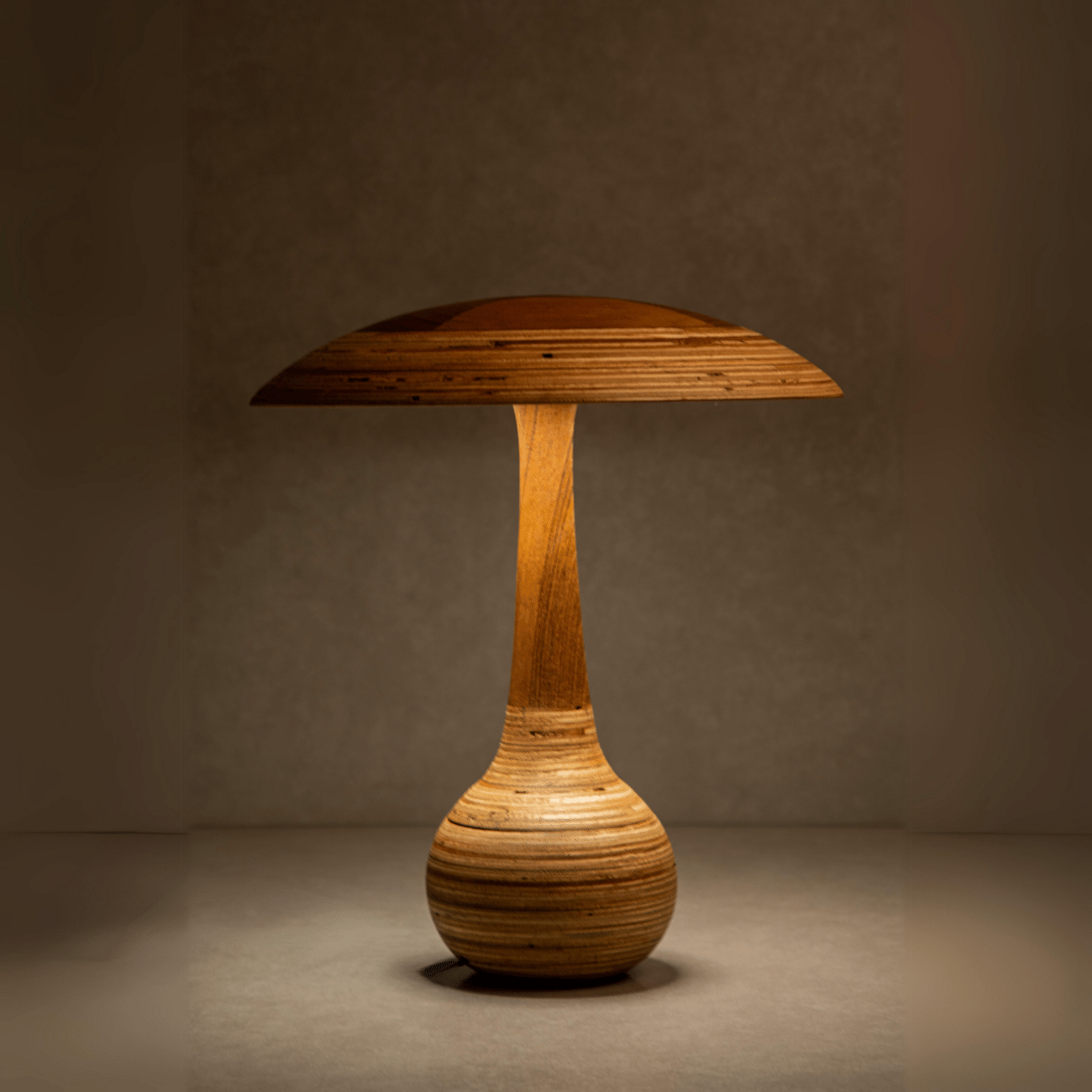 Belly Table Lamp Small