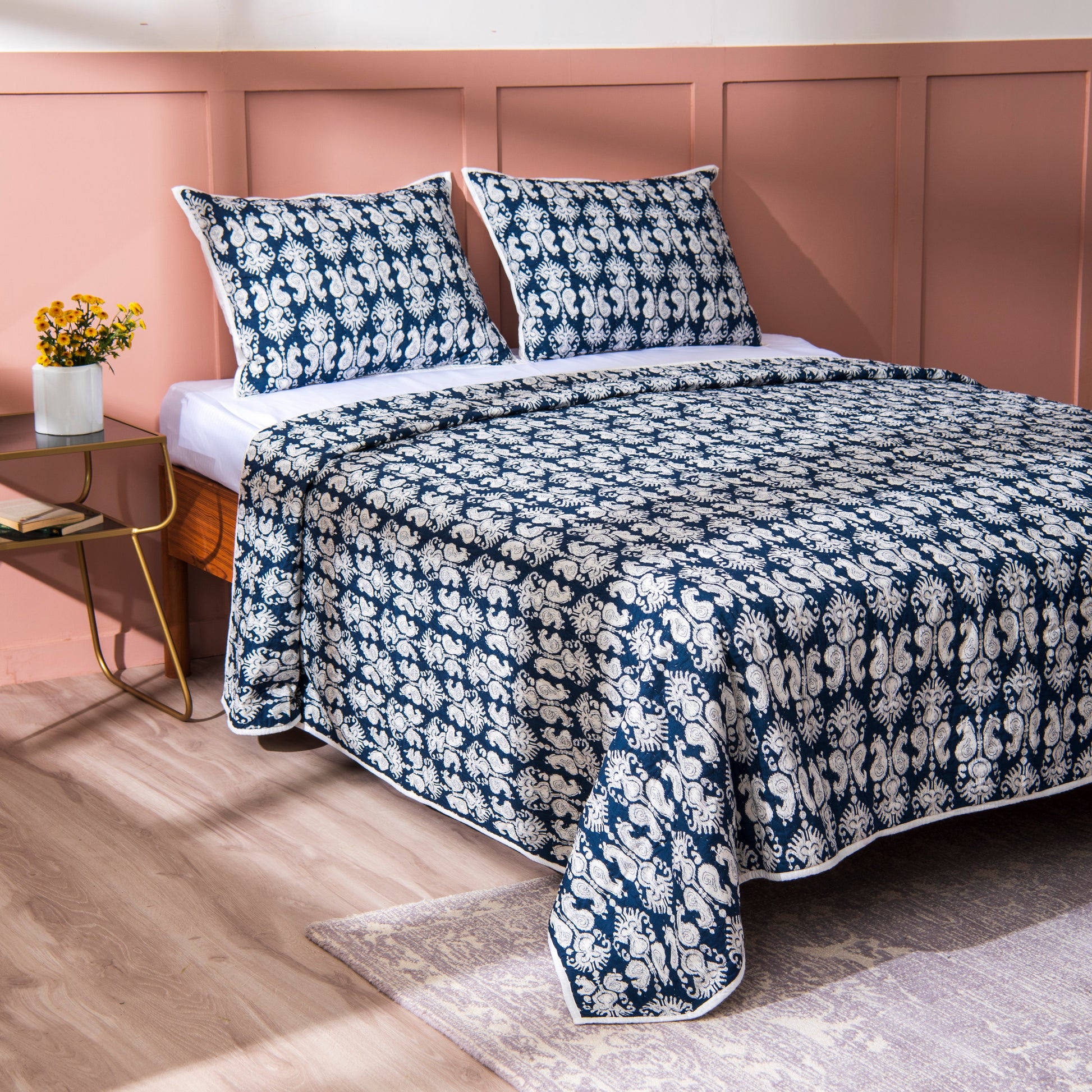Cotton Printed Quilt & Shams