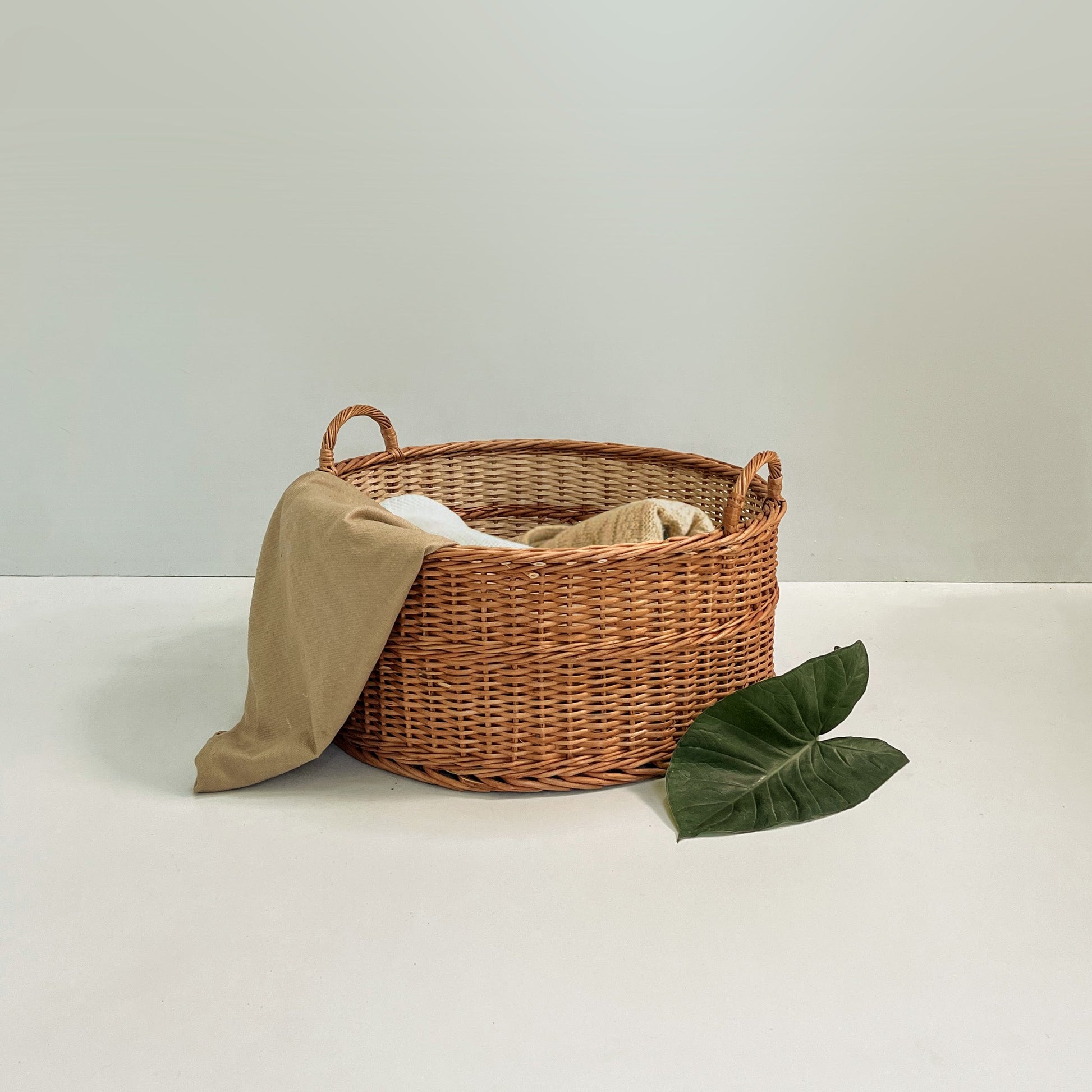 Peony Basket (Medium)