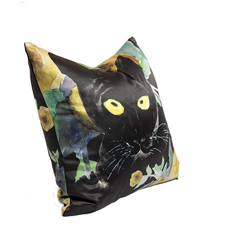 JAGUAR QUEEN CUSHION