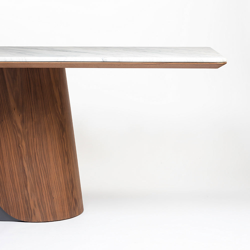 Veltria Core Dining Table