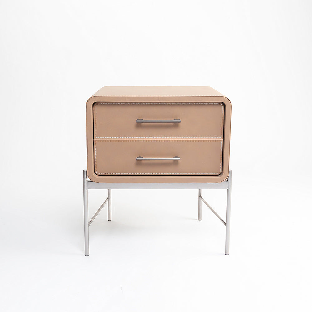 Sable Leather Bed