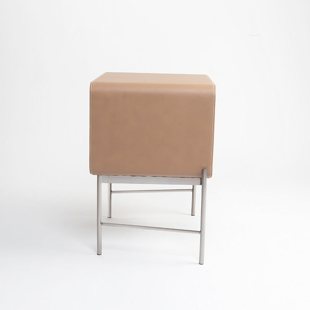 Sable Leather Bed