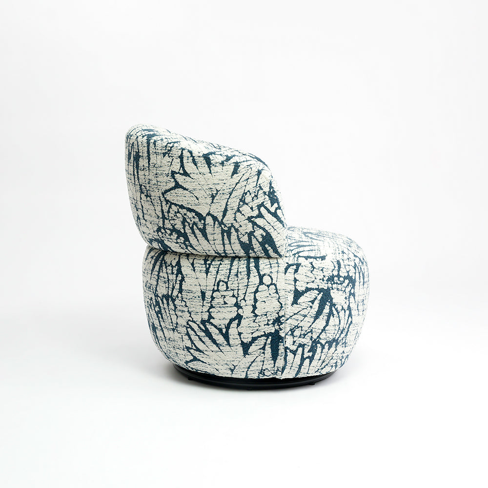 Chihiro Swivel Lounge Chair