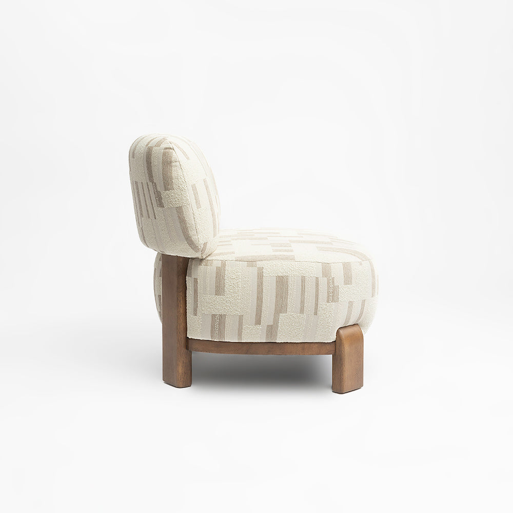 Cotton Hakusho Lounge Chair