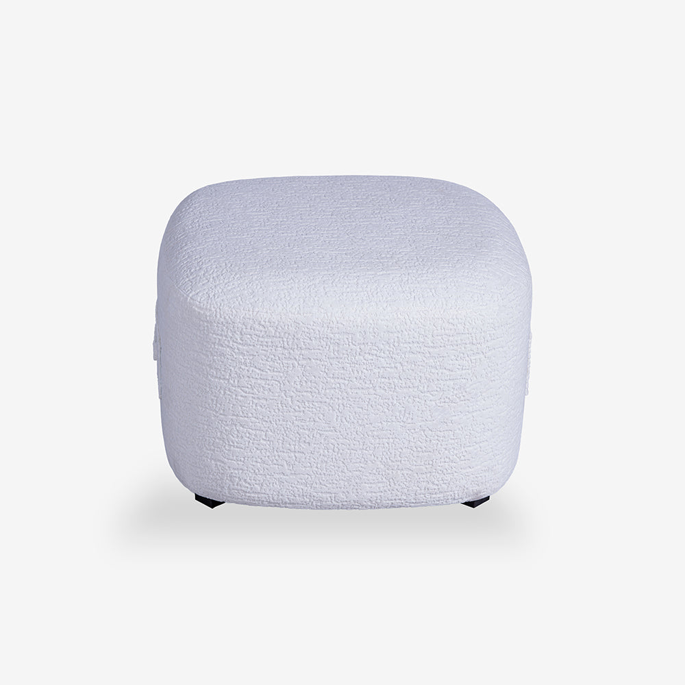 Charlotte Carter Pouf