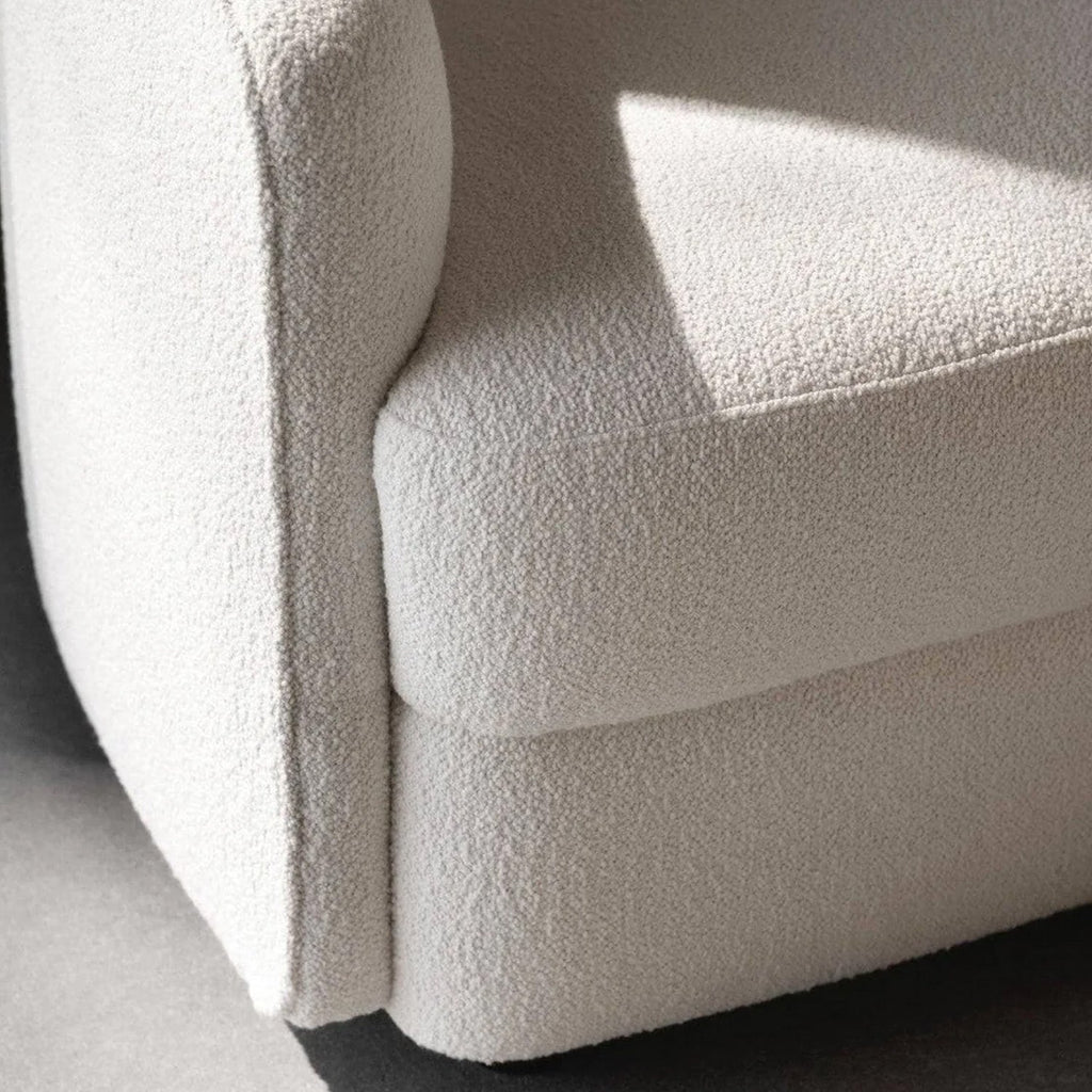 ElegantEnsemble Creme Boucle Sofa