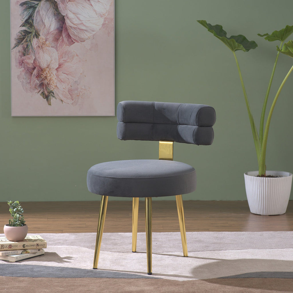 Plush Fog Velvet Lounge Chair in Grey Color | Nestroots