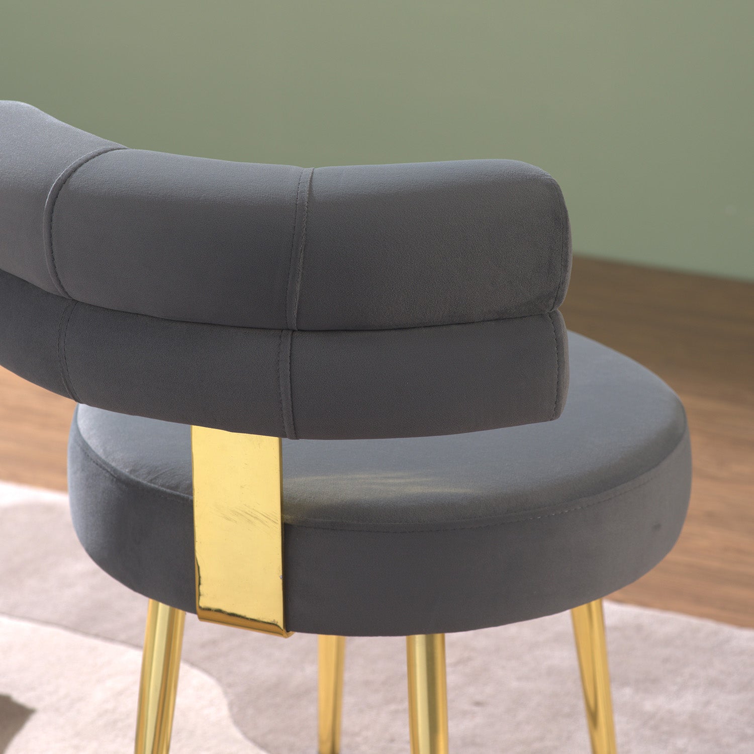 Plush Fog Velvet Lounge Chair in Grey Color | Nestroots