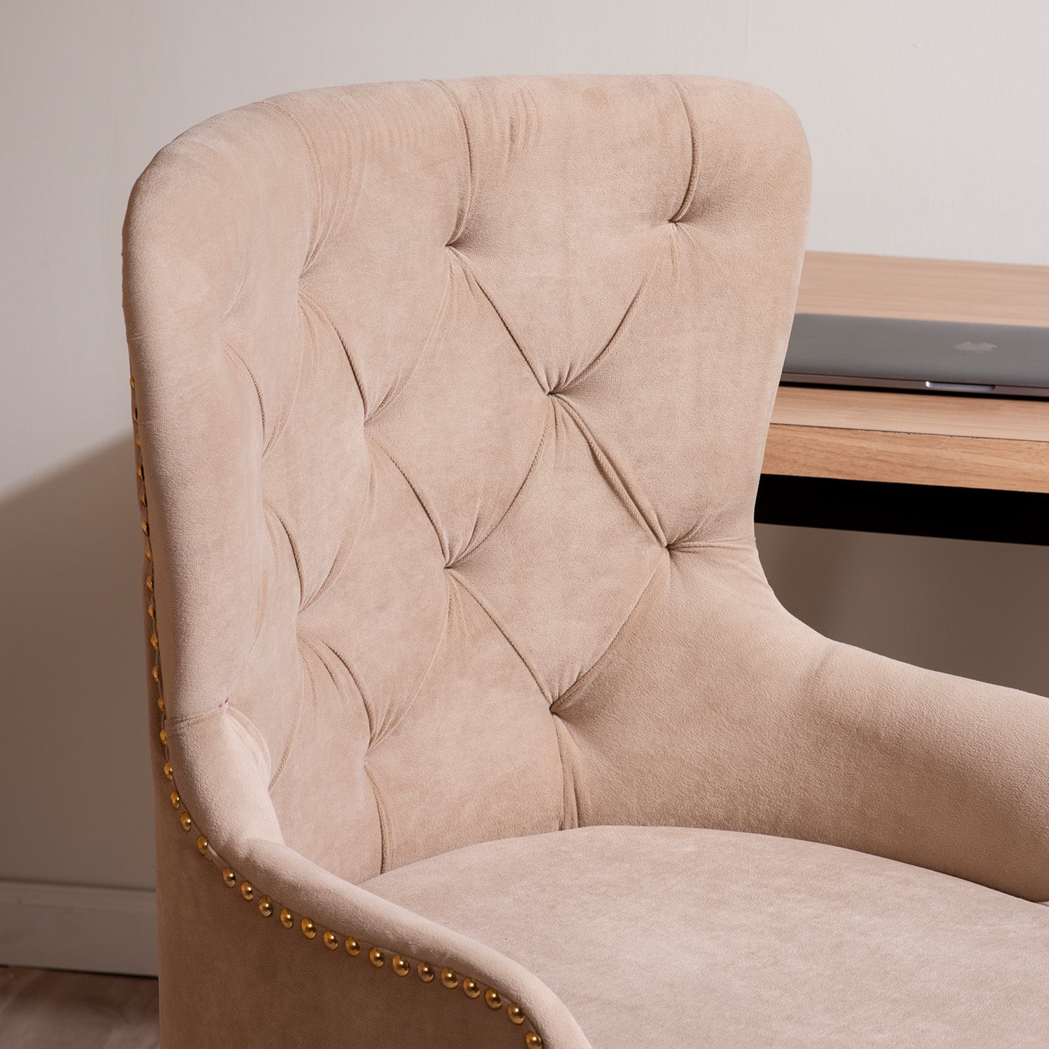 Velvet Tufted Boss Office Chair with Smooth Mobility– Beige|Nestroots | Nestroots