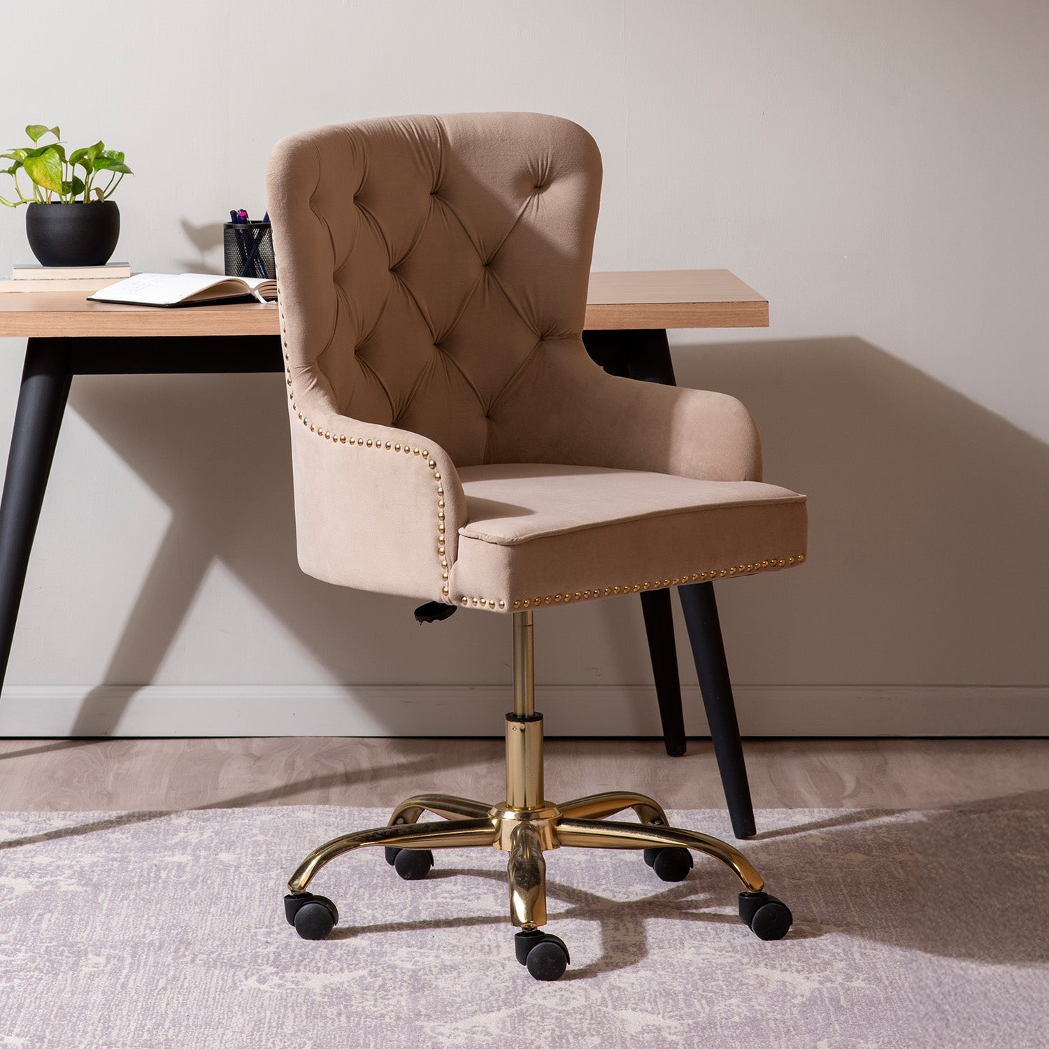 Velvet Tufted Boss Office Chair with Smooth Mobility– Beige|Nestroots | Nestroots