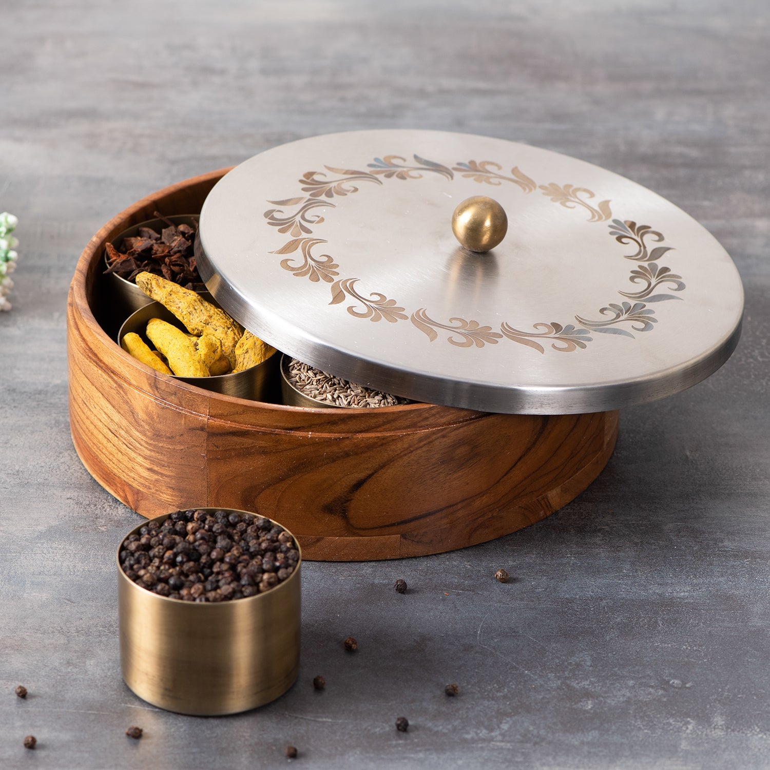 Inscribe Acacia Wood Masala Box - Silver