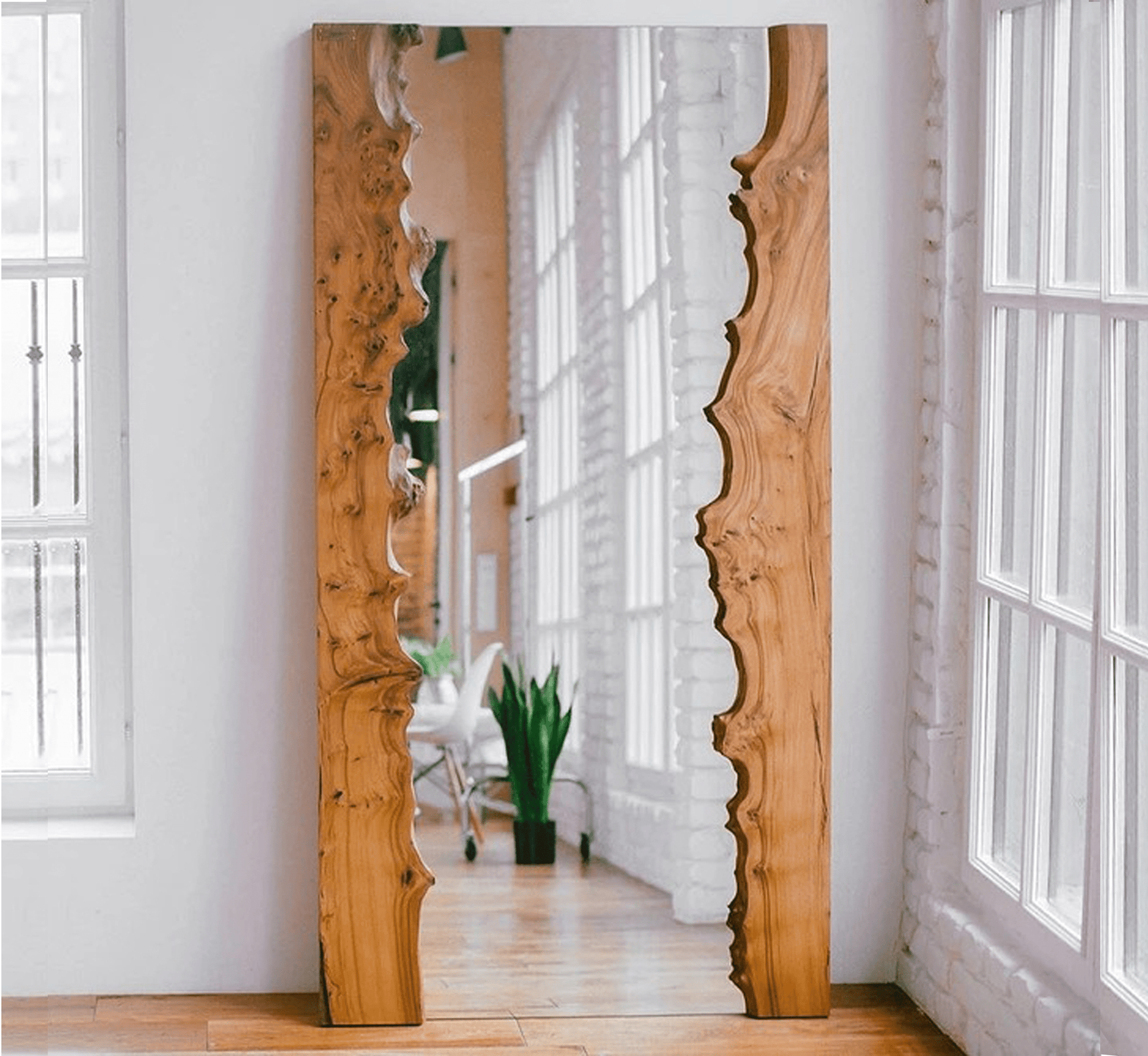Akai Wooden Full-Length Mirror