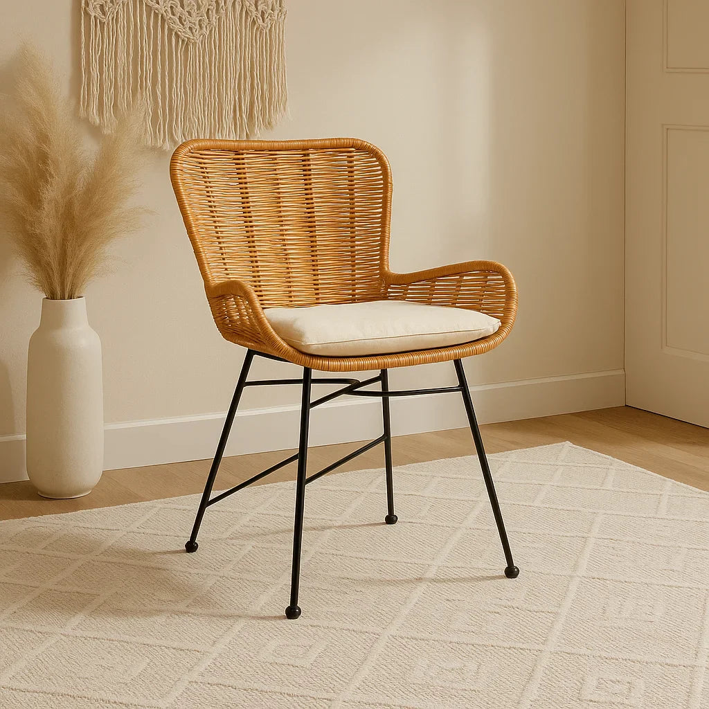 Joanna Sofy Outdoor Chair