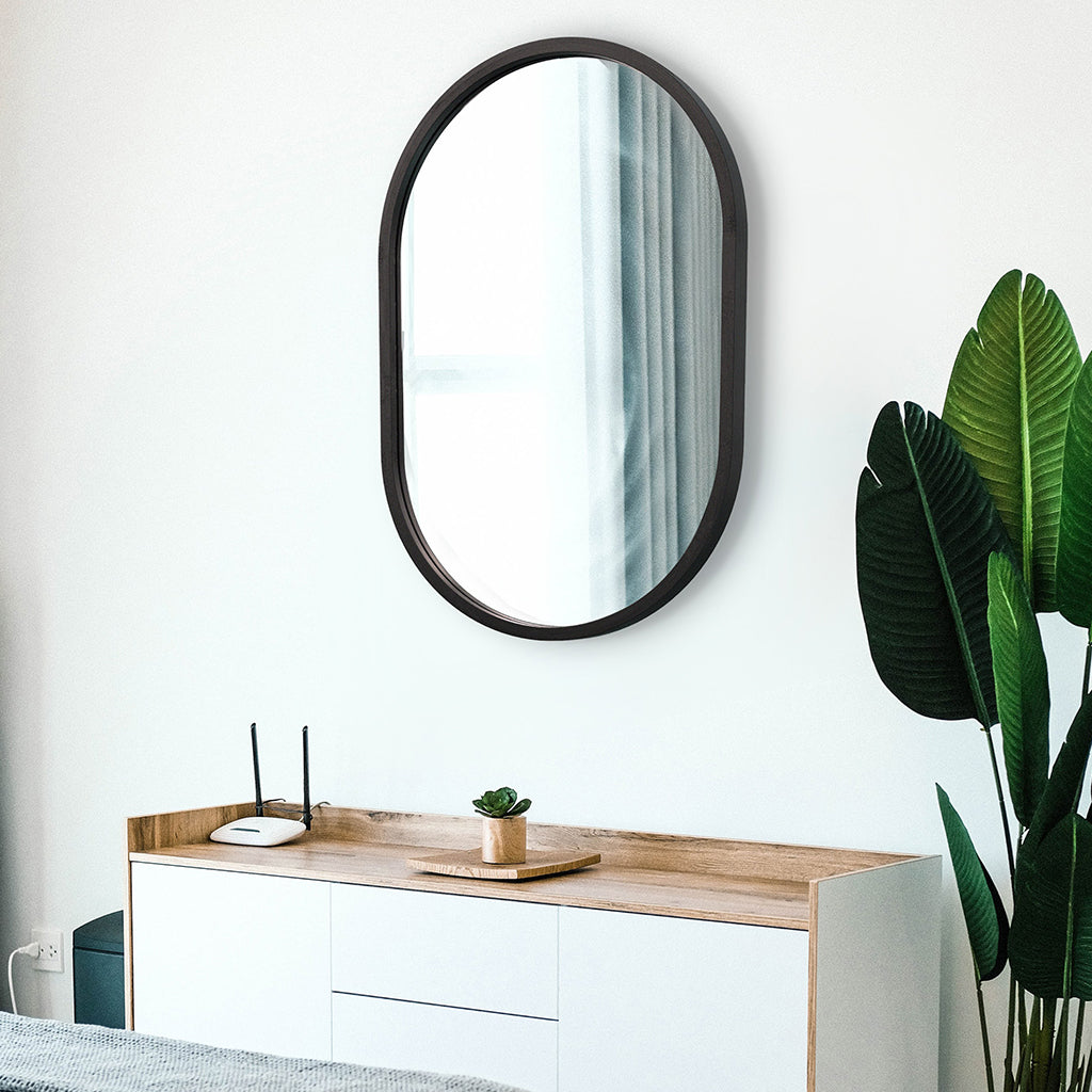 Mira Small front Black