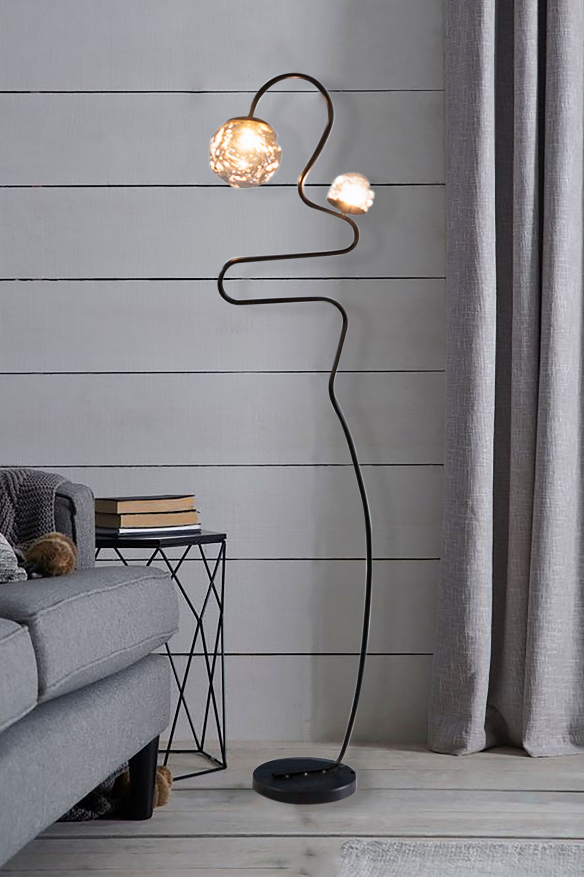 Metal Wave Floor Lamp