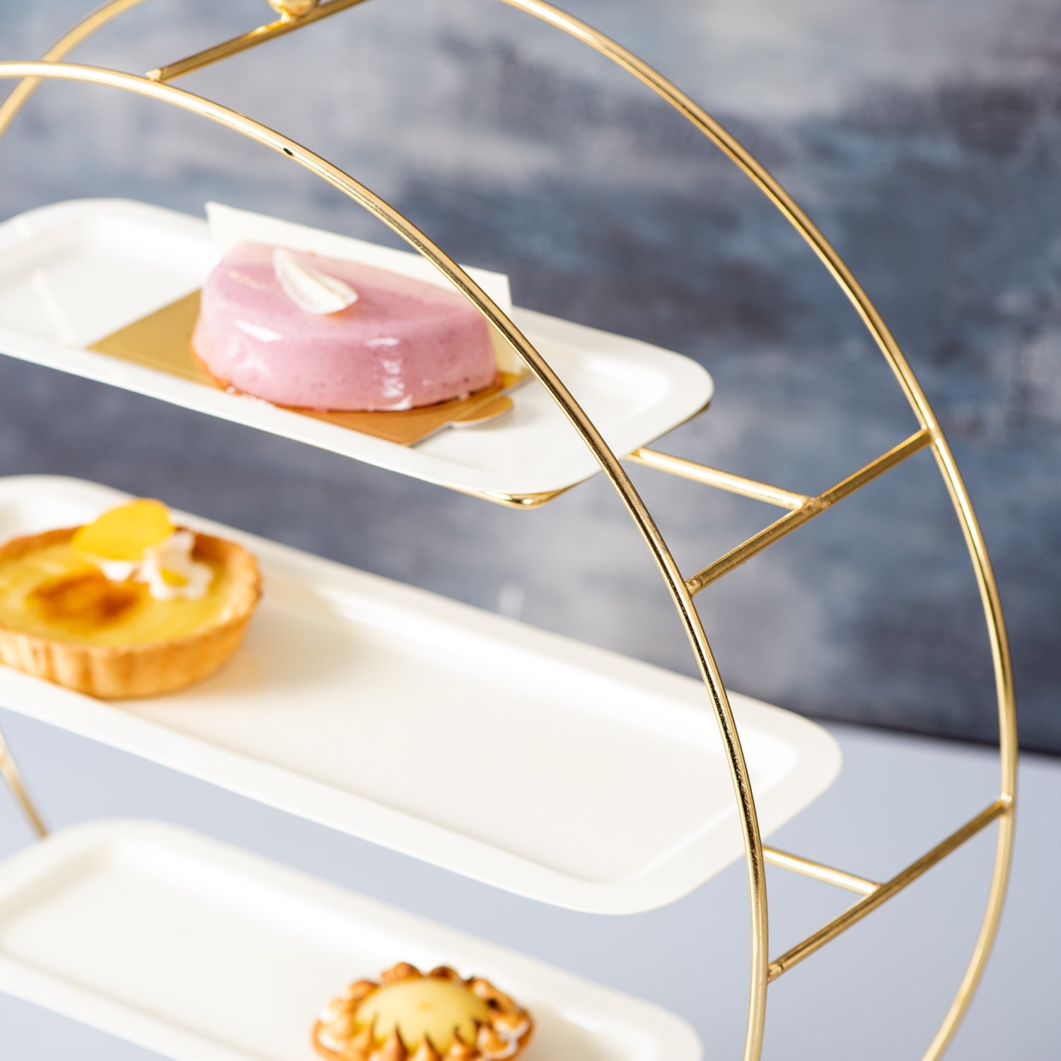 Aura Buffet Organizer - Gold