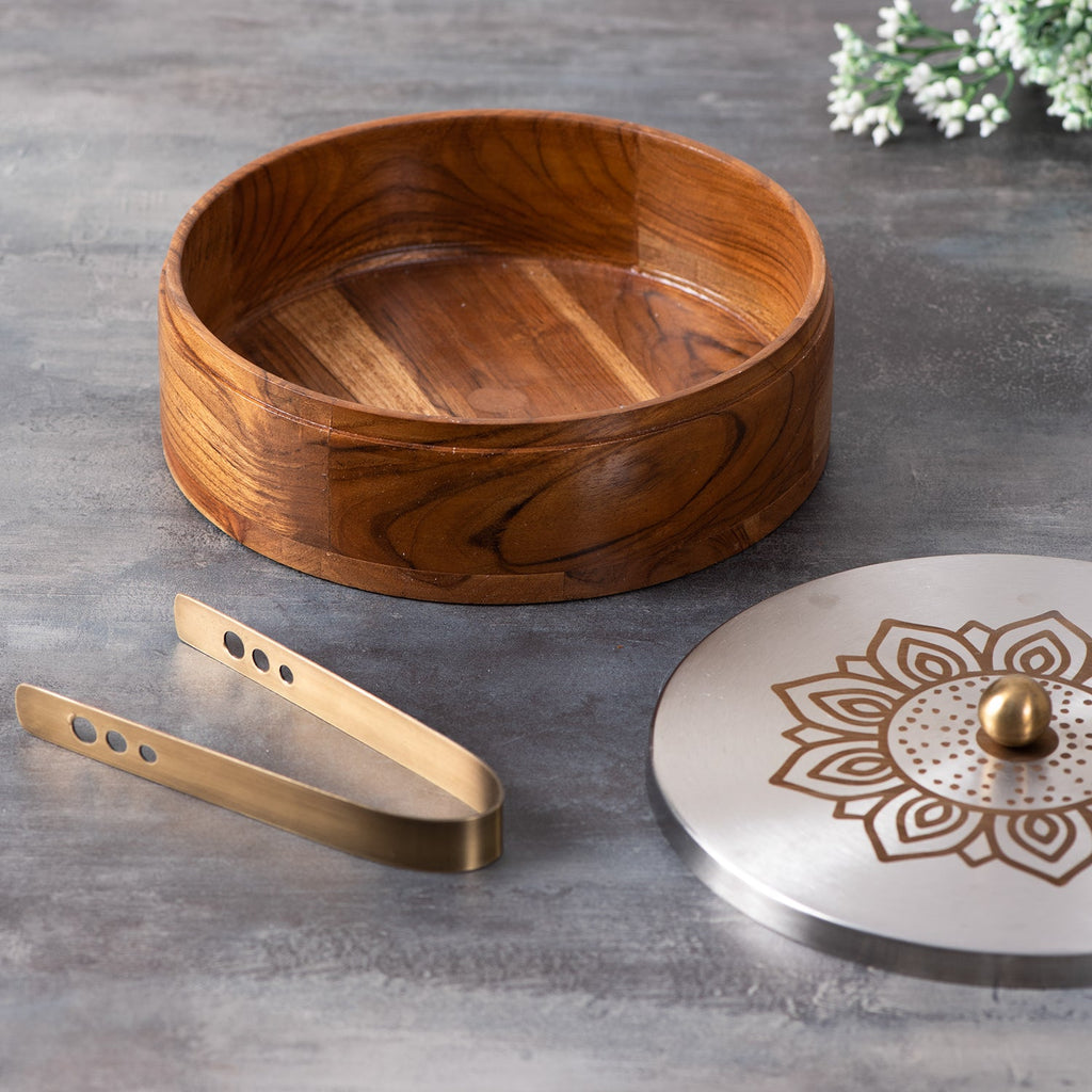 Inscribe Acacia Wood Roti Box with Tong - Floral Silver